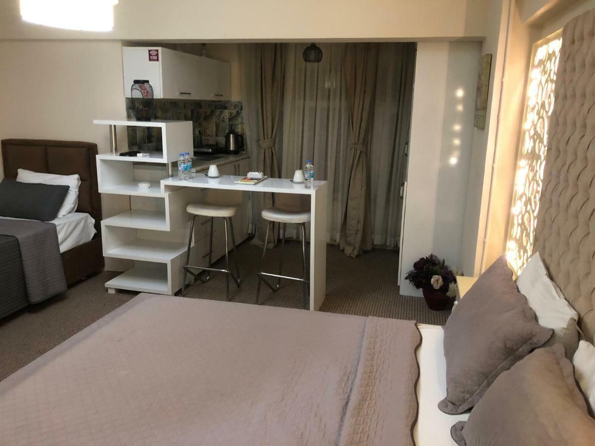 LİZZİA BUTiK HOTEL Istanbul Eksteriør billede
