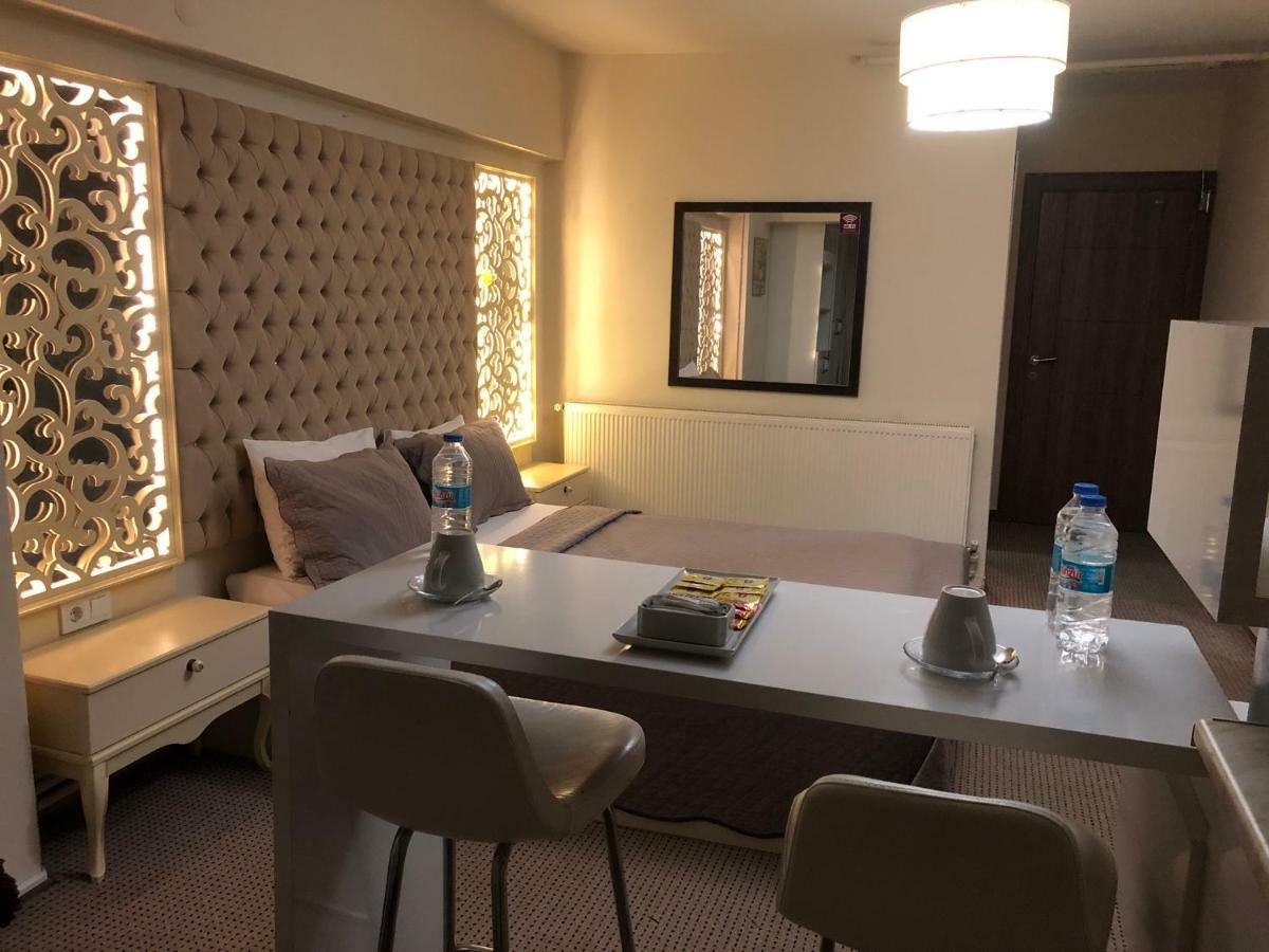 LİZZİA BUTiK HOTEL Istanbul Eksteriør billede