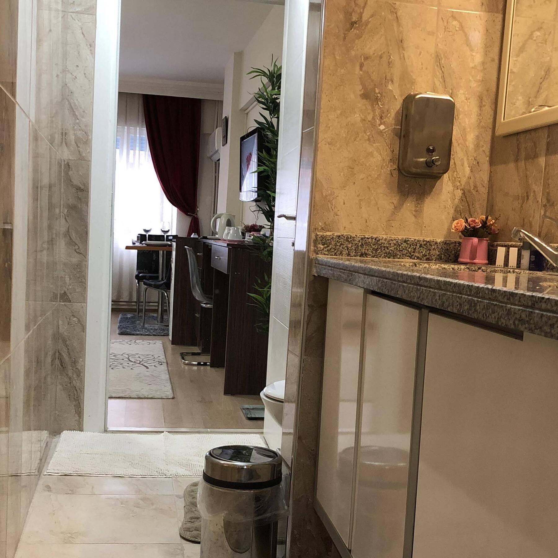 LİZZİA BUTiK HOTEL Istanbul Eksteriør billede